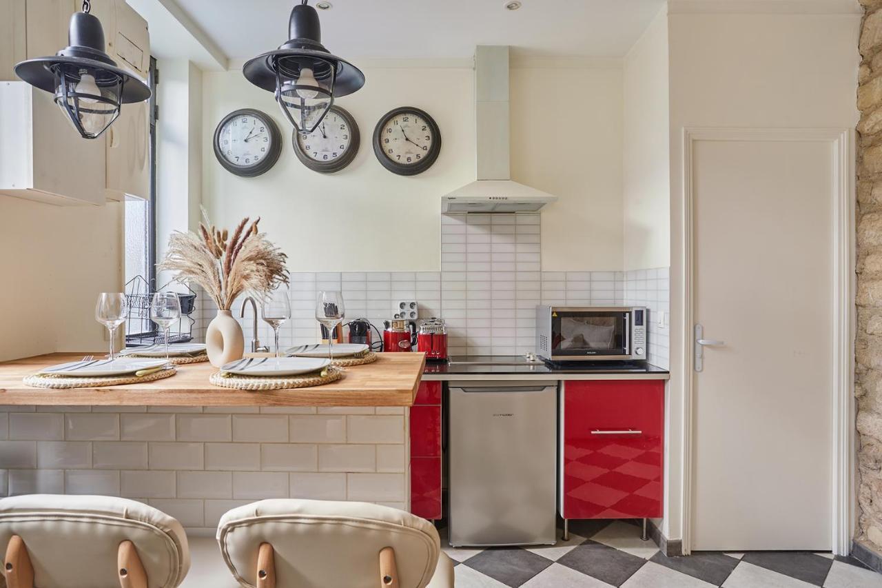 Apartment Center Of Paris By Studio Prestige Екстериор снимка