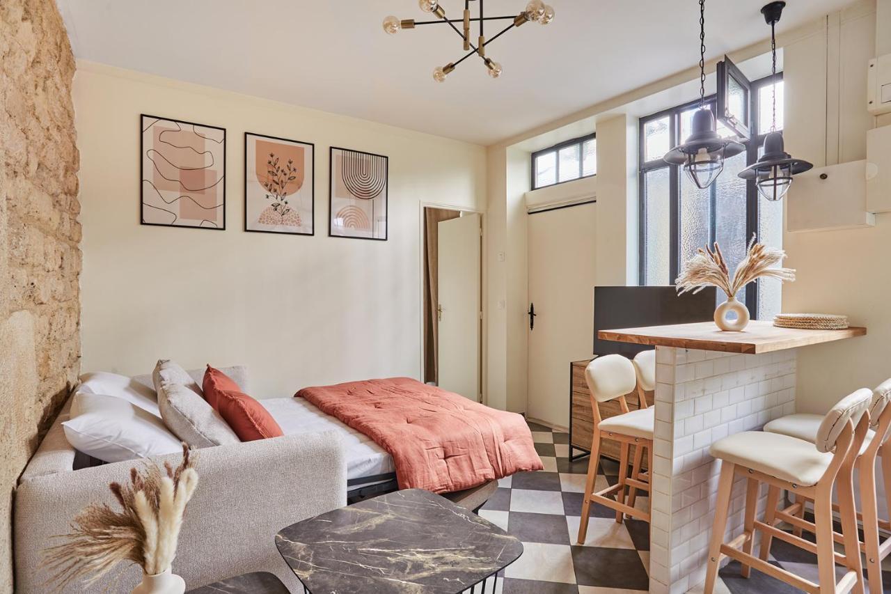 Apartment Center Of Paris By Studio Prestige Екстериор снимка