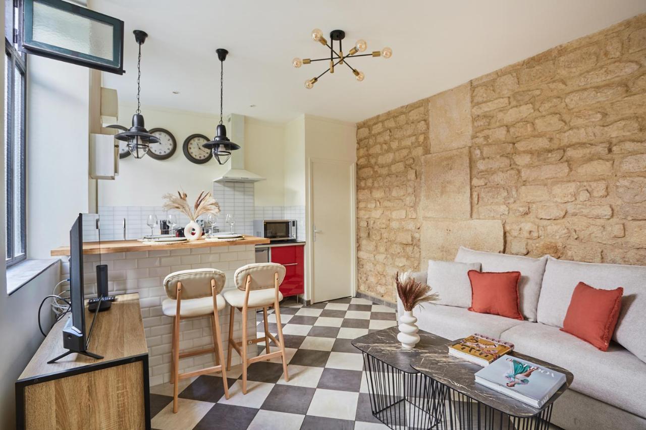 Apartment Center Of Paris By Studio Prestige Екстериор снимка